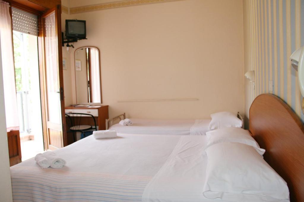 Hotel Jolie Riccione Room photo